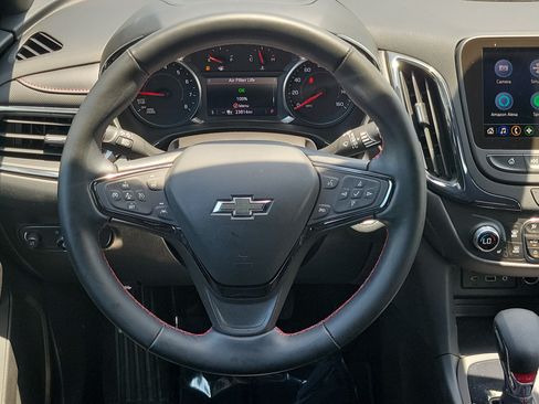 Used 2024 Chevrolet Equinox RS w/ RS Leather Package FWD image 20