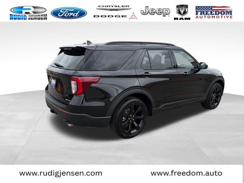 Used 2023 Ford Explorer ST-Line w/ Class IV Trailer Tow Package AWD/4WD image 5