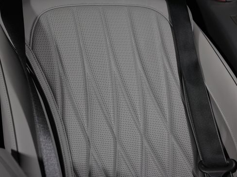 Used 2025 Mercedes-Benz S 63 AMG S image 34