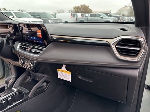 Used 2025 Chevrolet TrailBlazer ACTIV w/ Convenience Package image 22