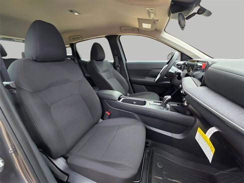 New 2026 Nissan Kicks S image 9