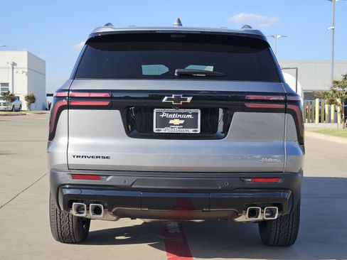 New 2027 Chevrolet Traverse LT w/ Midnight/Sport Edition FWD image 8