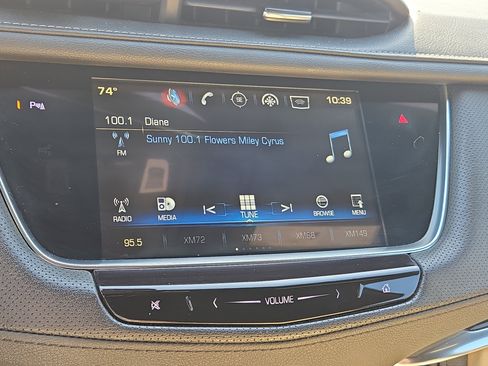 Used 2019 Cadillac XT5 FWD image 28