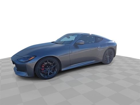 Used 2024 Nissan Z Performance w/ Floor Mat Package image 4