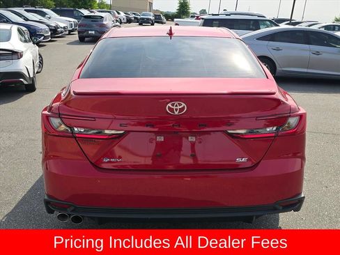 Used 2026 Toyota Camry SE w/ Convenience Package FWD image 5