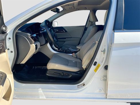 Used 2016 Honda Accord EX-L image 20