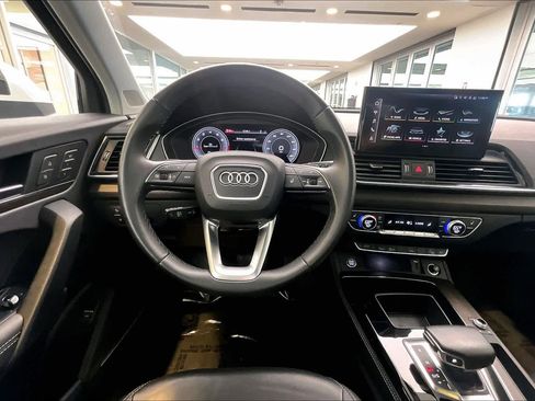Used 2023 Audi Q5 2.0T Premium Plus w/ Premium Plus Package AWD/4WD image 7