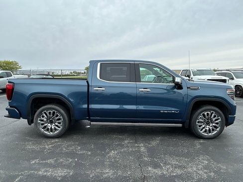 New 2026 GMC Sierra 1500 Denali Ultimate AWD/4WD image 10