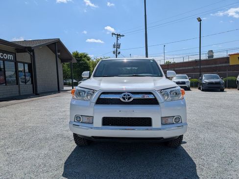 Used 2011 Toyota 4Runner SR5 AWD/4WD image 2