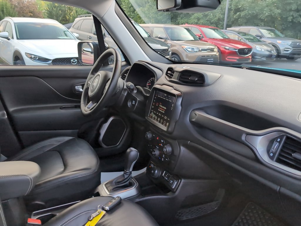Used 2022 Jeep Renegade Limited AWD/4WD image 10