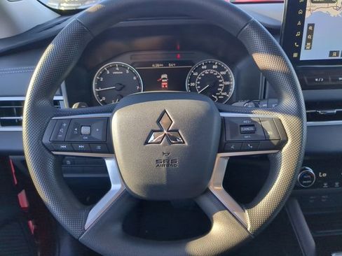 New 2026 Mitsubishi Outlander ES image 31