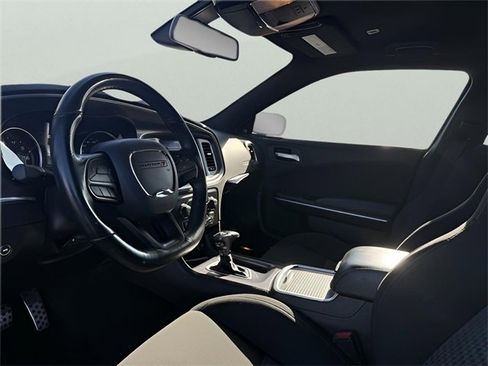 Used 2020 Dodge Charger Scat Pack w/ Dynamics Package image 15