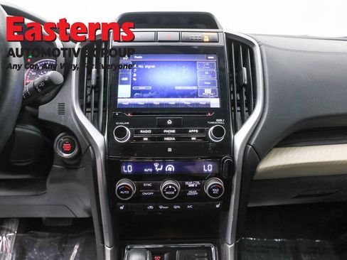 Used 2022 Subaru Ascent Premium w/ Convenience Package image 12