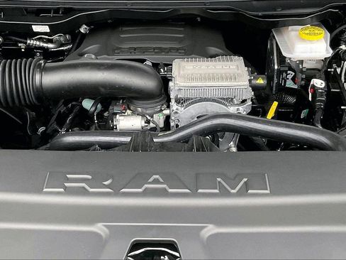 New 2026 RAM 1500 Big Horn AWD/4WD image 36