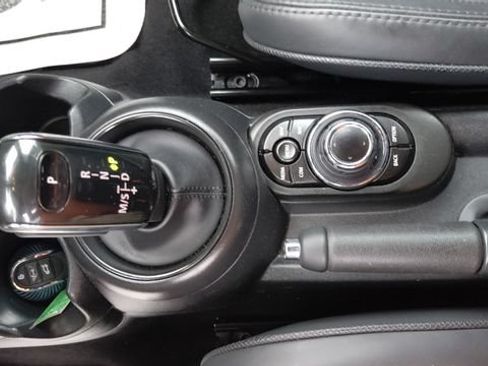 Used 2024 MINI Cooper S w/ Seaside Edition FWD image 21