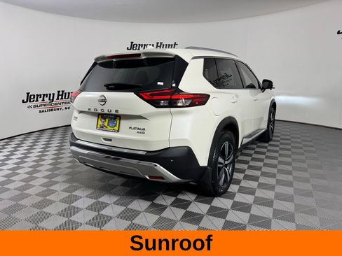 Used 2023 Nissan Rogue Platinum w/ Platinum Premium Package image 7