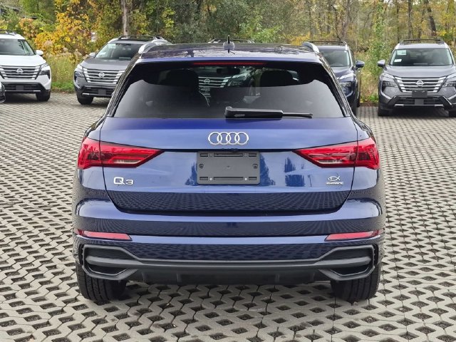 Used 2023 Audi Q3 2.0T Premium Plus w/ Premium Plus Package AWD/4WD image 4
