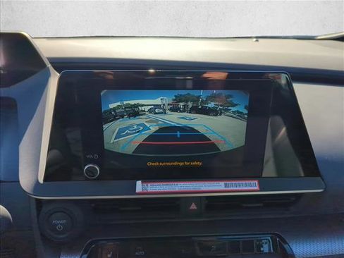 Certified 2025 Toyota Prius XLE image 18