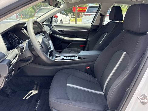 Used 2023 Hyundai Sonata SEL FWD image 9