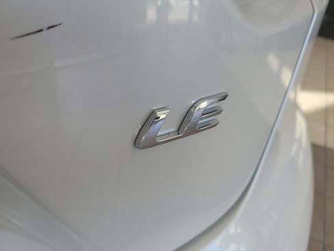 Used 2026 Toyota Corolla LE FWD image 8