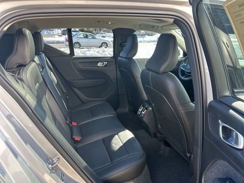 Certified 2025 Volvo XC40 B5 Plus image 12