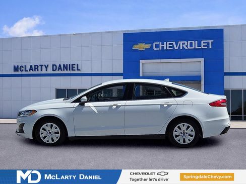 Used 2020 Ford Fusion S FWD image 3