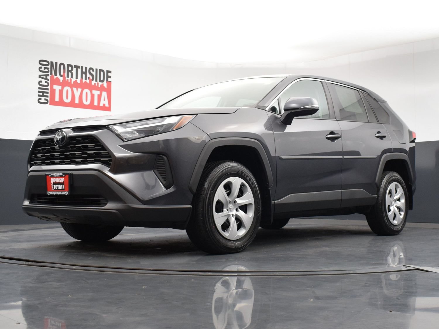 Used 2023 Toyota RAV4 LE AWD/4WD image 31