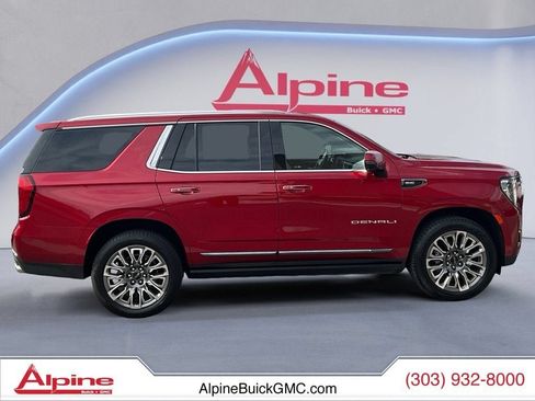 Used 2024 GMC Yukon Denali Ultimate AWD/4WD image 6