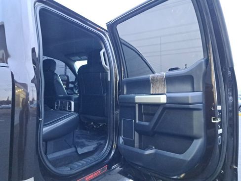 Used 2018 Ford F250 Lariat w/ Lariat Value Package image 14