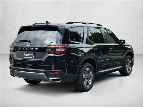 New 2026 Honda Pilot EX-L image 2
