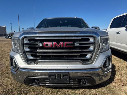 Used 2019 GMC Sierra 1500 SLT w/ SLT Premium Plus Package image 2