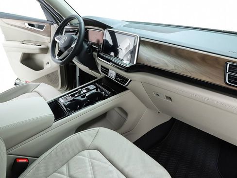New 2026 Volkswagen Atlas SE FWD image 72