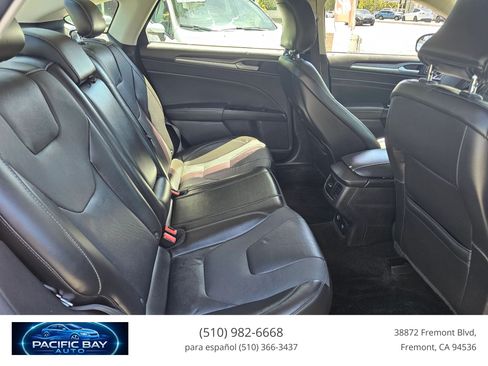 Used 2015 Ford Fusion Energi Titanium FWD image 17