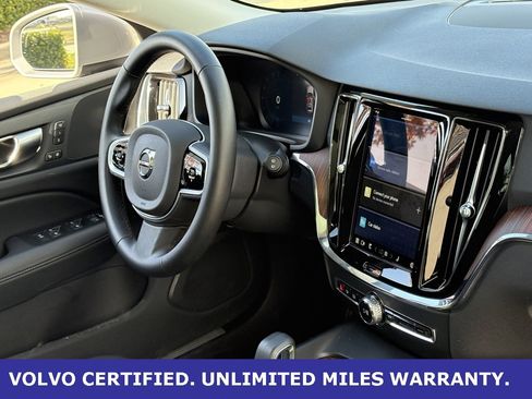 Certified 2025 Volvo V60 B5 Cross Country Plus image 36