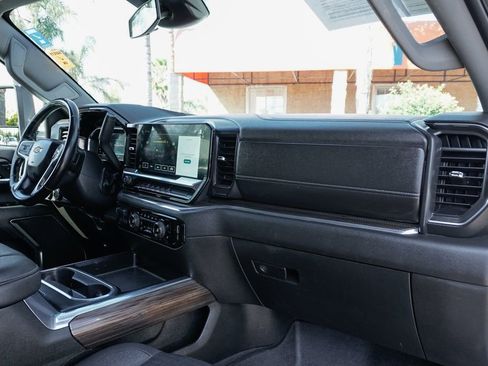 Used 2024 Chevrolet Silverado 3500 LT w/ Convenience Package image 29