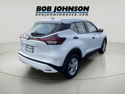 Used 2024 Nissan Kicks S FWD image 7