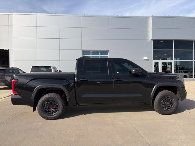 Used 2025 Toyota Tundra TRD Pro AWD/4WD image 8