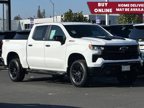 Used 2023 Chevrolet Silverado 1500 LT Trail Boss w/ Protection Package image 1