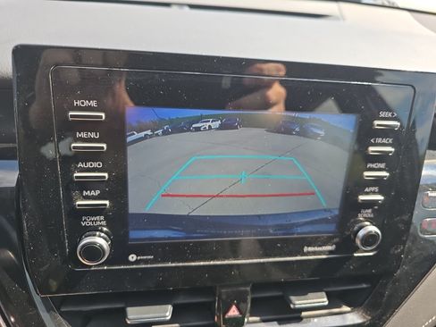 Used 2024 Toyota Camry SE FWD image 19