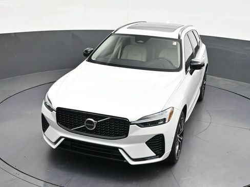 Used 2024 Volvo XC60 B5 Plus w/ Protection Package Premier AWD/4WD image 27