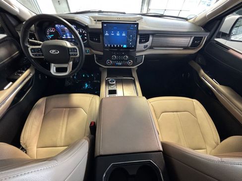 Used 2024 Ford Expedition Limited image 42