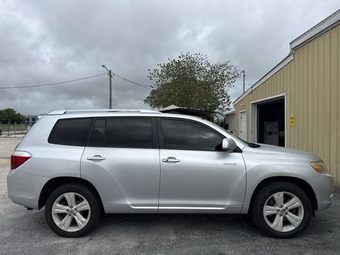 Used 2010 Toyota Highlander Limited FWD image 6