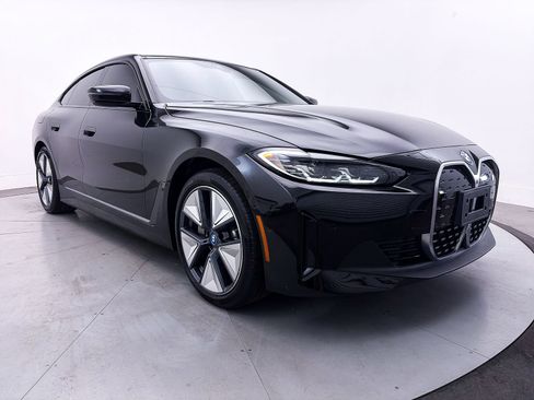 Used 2023 BMW i4 eDrive35 w/ Premium Package RWD image 11