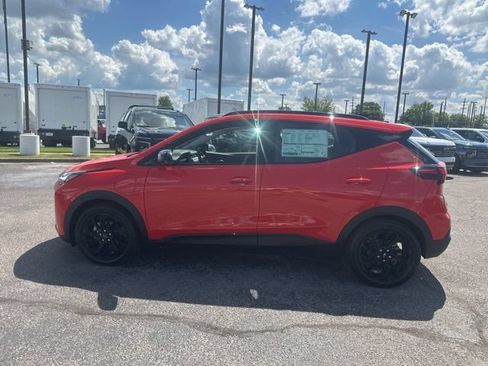 New 2027 Chevrolet Bolt RS w/ Technology Package FWD image 6
