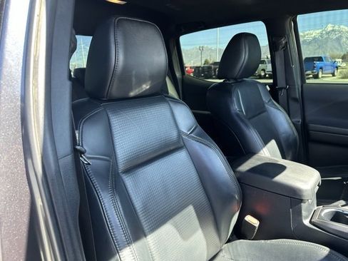 Used 2019 Toyota Tacoma TRD Sport image 19