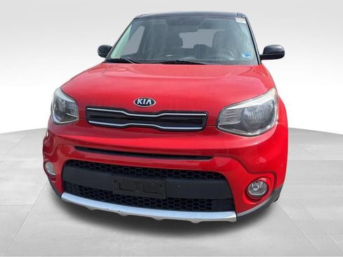 Used 2018 Kia Soul + FWD image 16