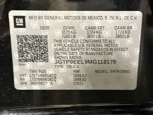 Used 2021 GMC Sierra 1500 AT4 w/ AT4 Premium Package image 39