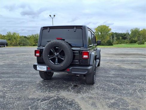 Used 2021 Jeep Wrangler Unlimited Sahara image 14