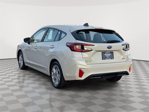 Certified 2025 Subaru Impreza 2.0i image 5