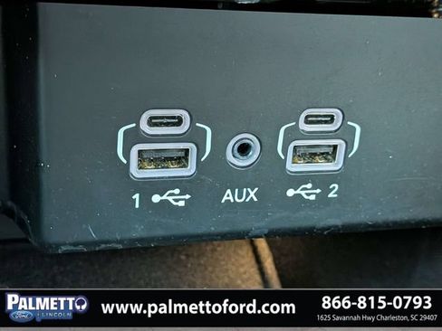 Used 2022 Jeep Wagoneer Series II RWD image 23